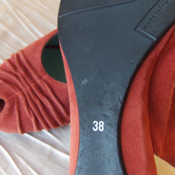 Thierry Rabotin Coral Red Suede Peep Toe Slingbacks sz 38 - Picture 8 of 9